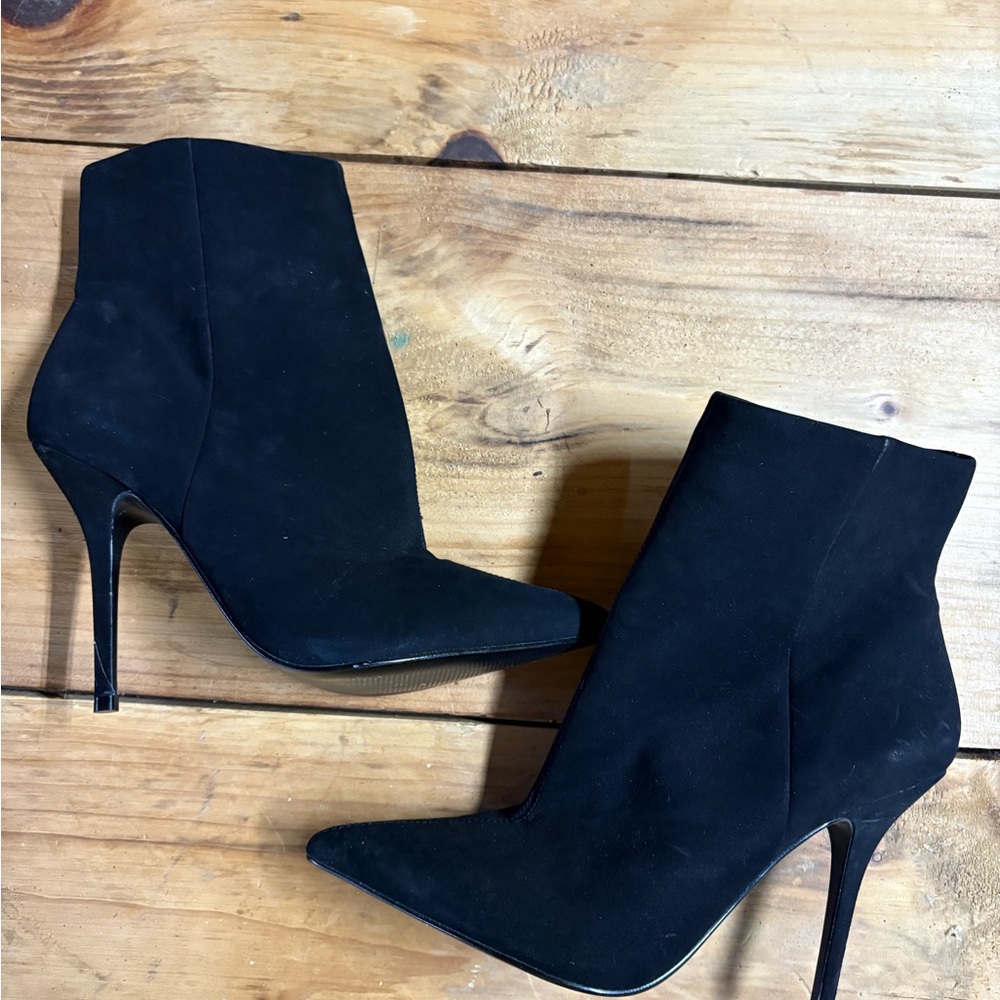 New Steve Madden Elegant Black Stiletto Ankle Boots